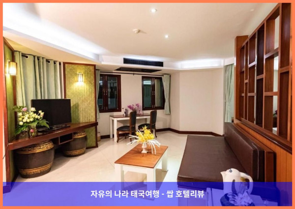 [태국 방콕 호텔 추천] 당 덤 카오산: 카오산 로드 한복판에서 누리는 완벽한 휴식과 짜릿한 경험! (커플여행 강추)