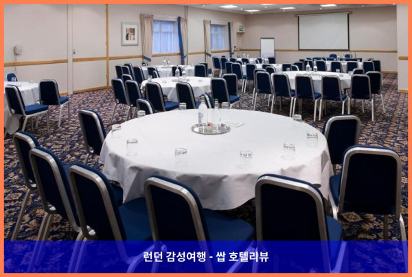 영국 웨이크필드 호텔 추천: 홀리데이 인 리즈-웨이크필드 M1 Jct40에서의 로맨틱한 휴가