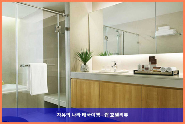 [태국 방콕 호텔 추천] 오크우드 레지던스 수쿰빗 통로: 커플 여행에 딱 맞는 완벽한 선택!
