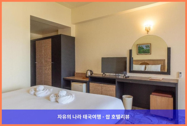 태국 논타부리 호텔 추천: 논타부리 팰리스 호텔, 커플 여행 최고였어! ❤️